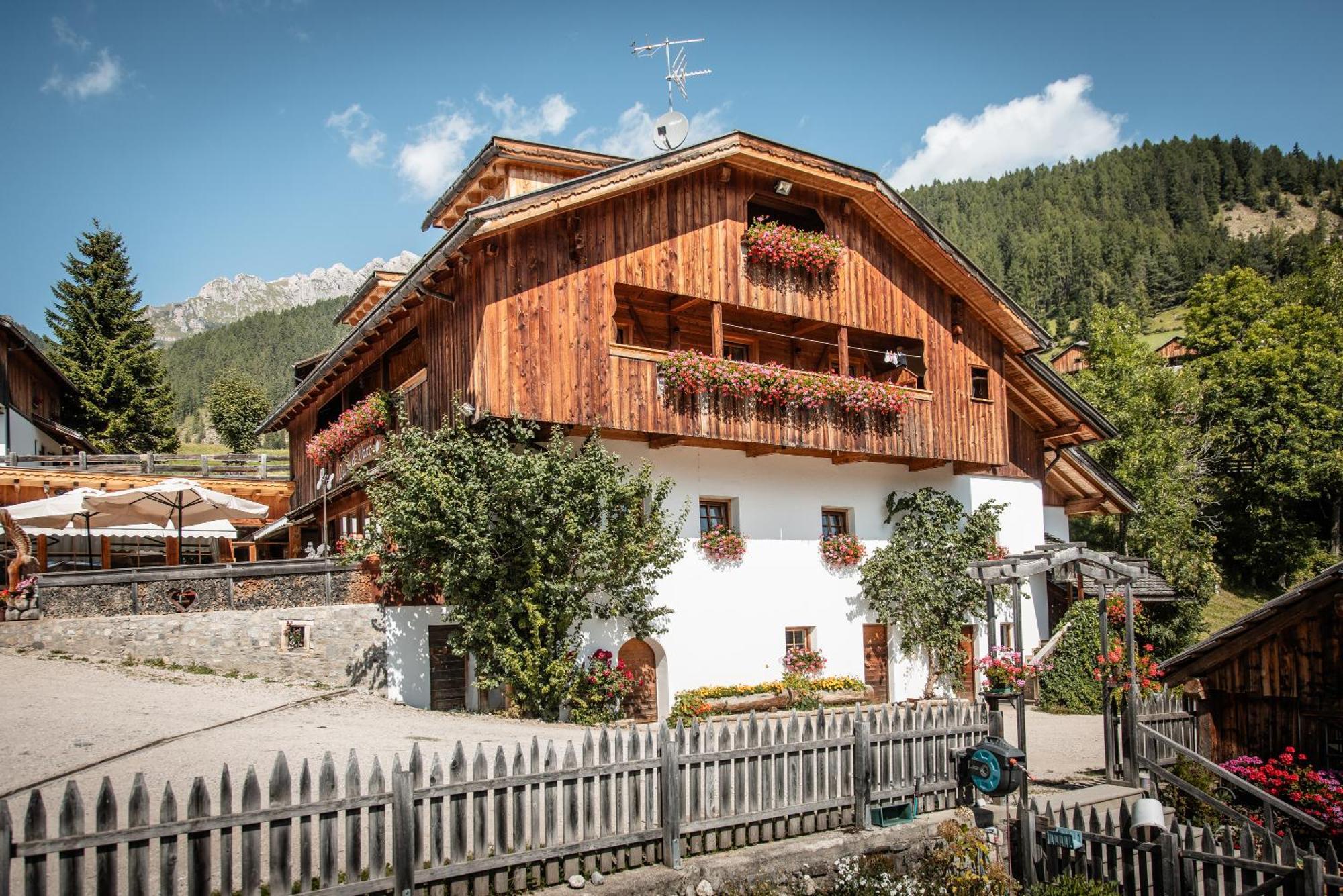 Agriturismo Luech De Vanc San Martino in Badia Exterior foto